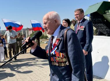 Три инструктора Центра «ВОИН» в Калмыкии награждены медалью Эрдни Деликова