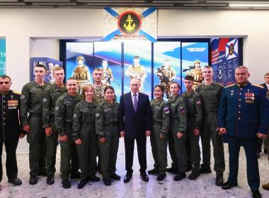 Владимир Путин поддержал идею открыть Центр «ВОИН» в каждом регионе России