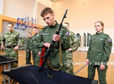 Мэр Белгорода встретился с курсантами Центра «ВОИН»