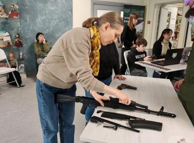 Управление БПЛА и сборка-разборка автомата для посетителей акции «Библионочь-2025»